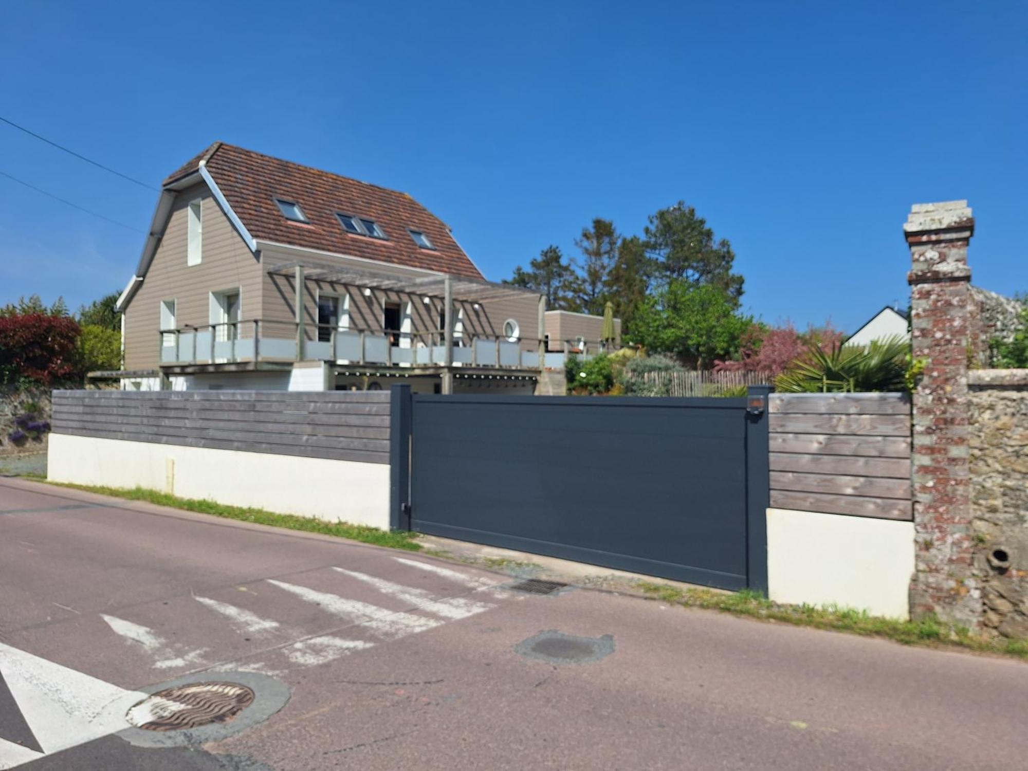 Appartement Moderne Avec Terrasse - Proche Mer Agon-Coutainville Exterior foto